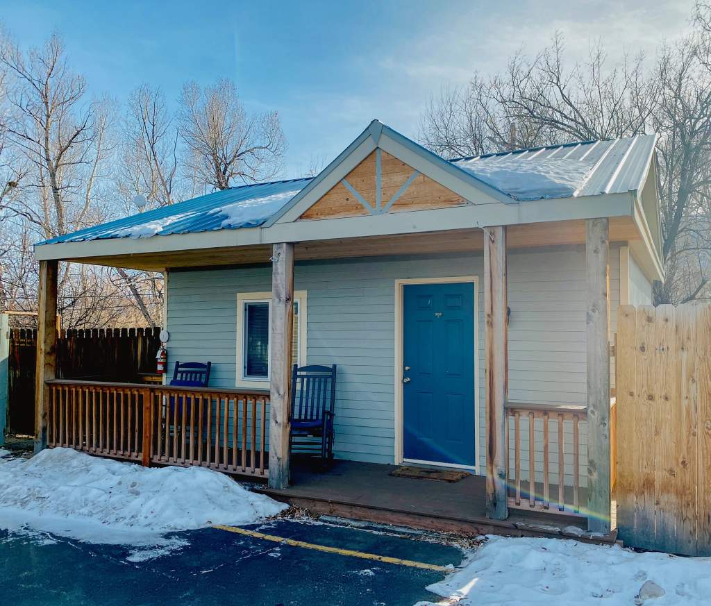 feature King Cottage exterior