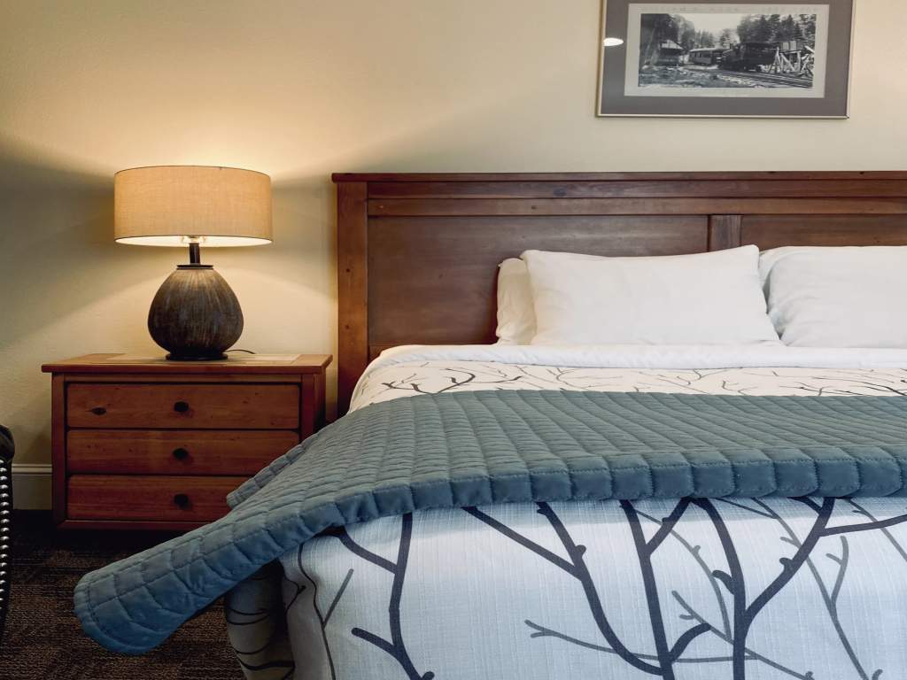 deluxe king cottage room