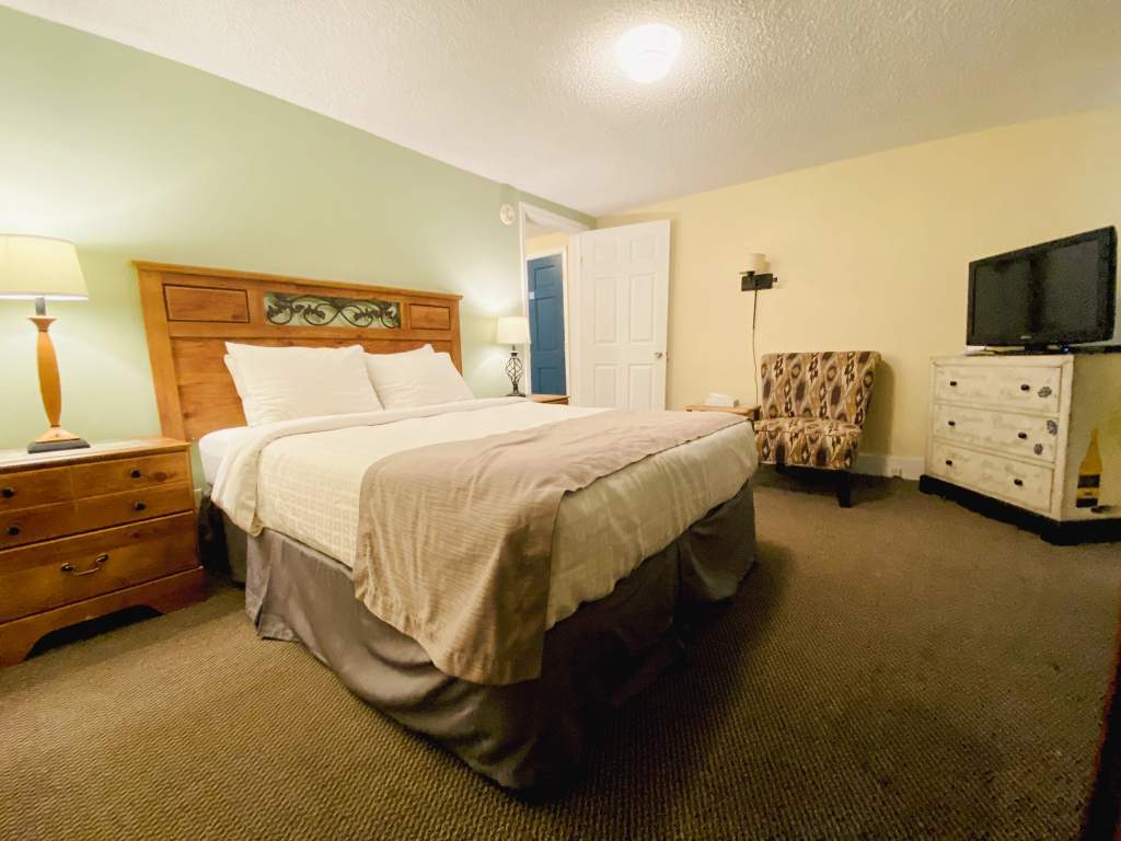 two bedroom cottage bedroom